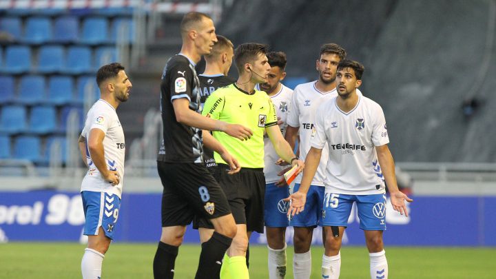 Tenerife - Almería en directo: LaLiga Smartbank en vivo