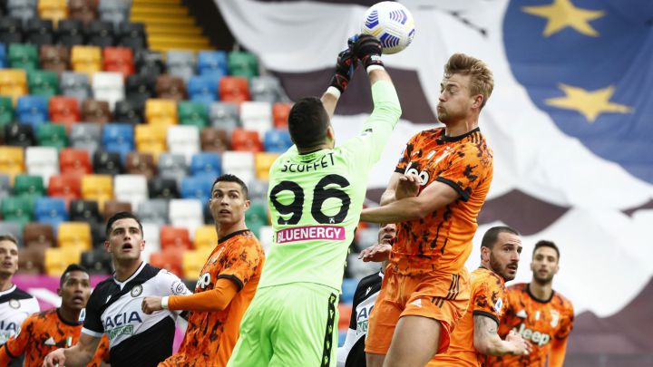 Barcelona attempt to sign De Ligt for a second time