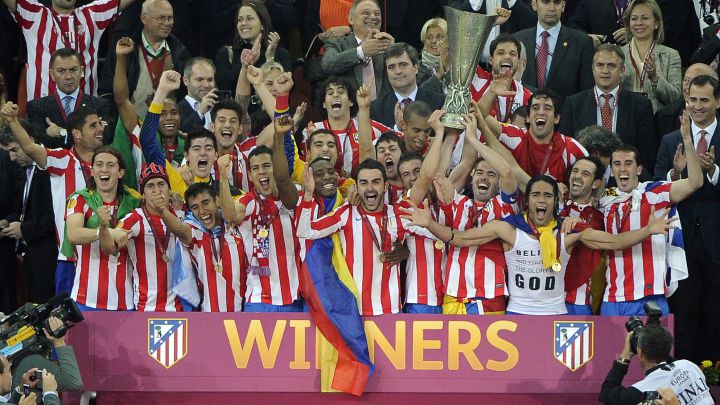 Los jugadores del Atlético tras ganar la Europa League.