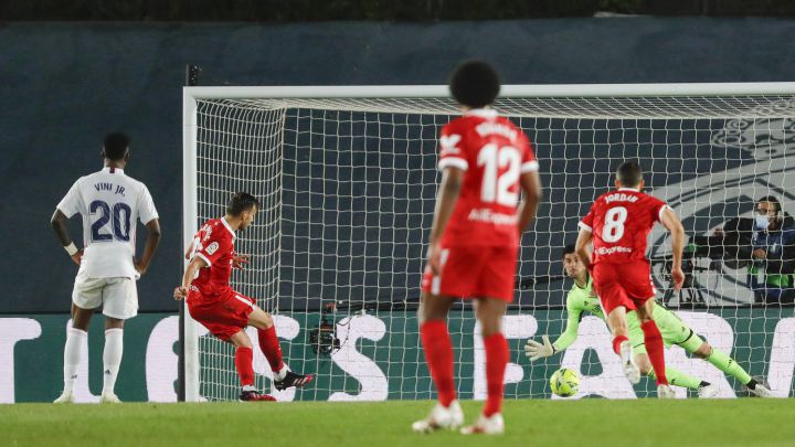 Rakitic se coloca como el tercer máximo goleador del Sevilla