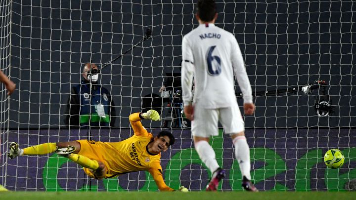 El Sevilla se viene abajo en los descuentos ante los grandes