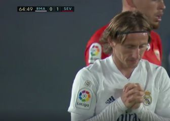 Lo de Vinicius no solo preocupa a los fans: atentos a la cara que le puso Modric...