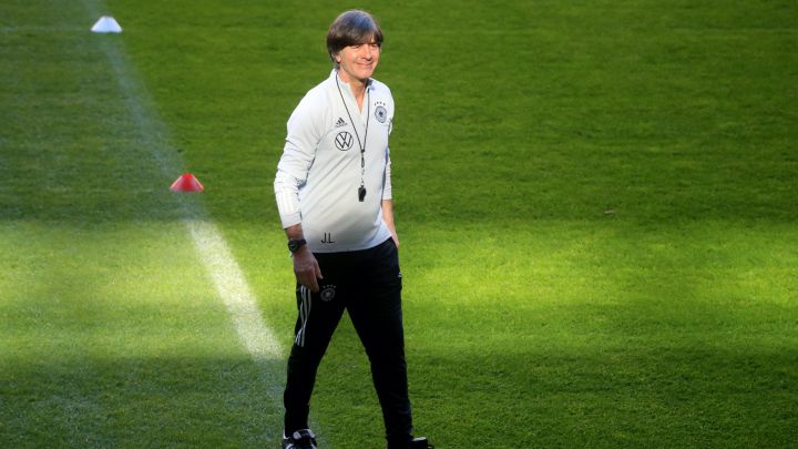 En Alemania hilan a Löw con Barcelona y Real Madrid