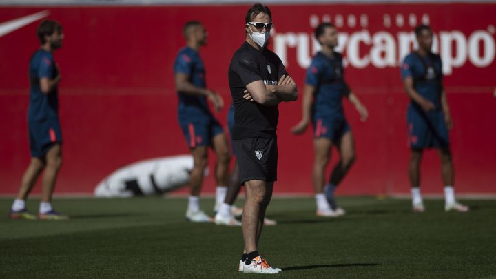 El entrenador del Sevilla Julen Lopetegui insiste en que el penalti a Militao "fue un acierto según el reglamento" y elogia al Valencia: "El equipo más rápido de LaLiga".