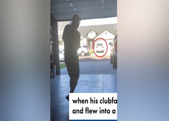 Jugando golf, rompe la luz del auto del vecino sin pelota