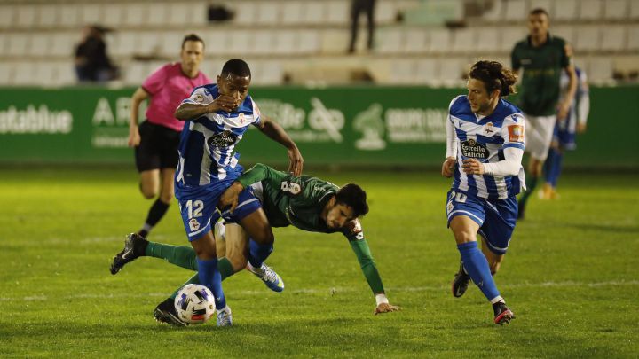 Beauvue y Keko, en la derrota en A Malata (1-0).