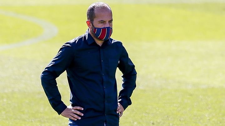 Lluís Cortés, entrenador del Barcelona.