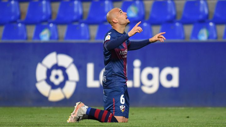 Sandro recupera en Huesca su mejor versión