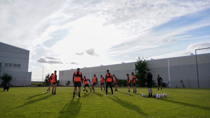 Xabi Alonso y su filial amenazan el gran proyecto de Piqué
