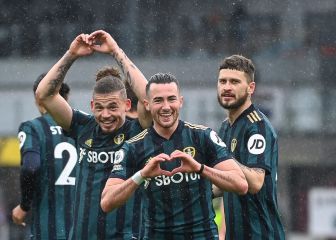 El Leeds golea al Burnley