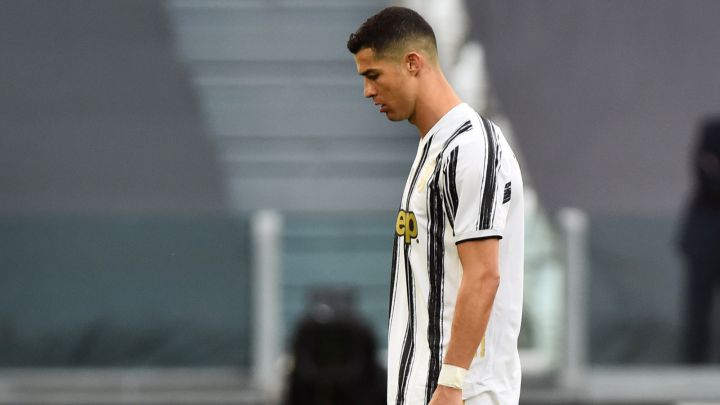 "La primera vez que Cristiano se alegra por ser cambiado..."