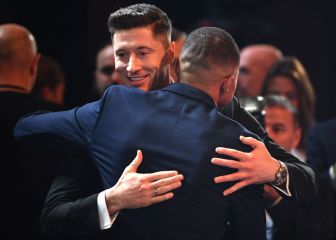 Lewandowski acerca a Mbappé