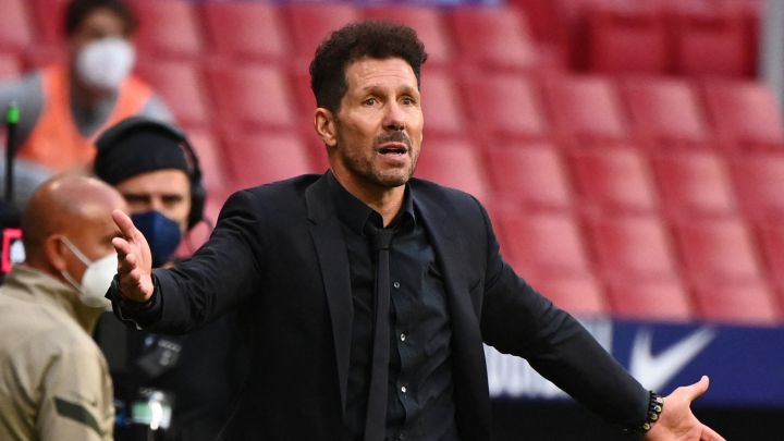 Simeone: "Sácame este cámara..."