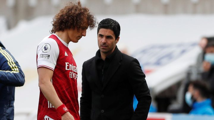 Arteta, "triste" por la marcha de David Luiz