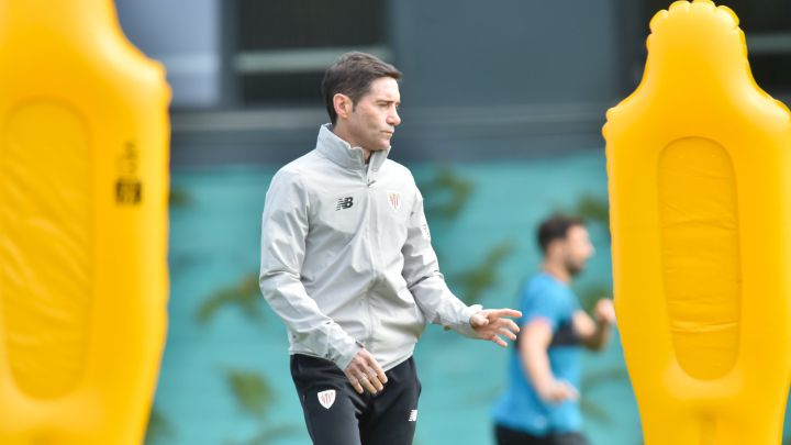 Marcelino: "Quiero una plantilla de 20 jugadores de campo, 21 máximo"