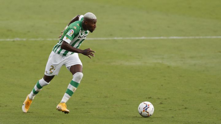 Brasil llama a Emerson para reemplazar a Daniel Alves