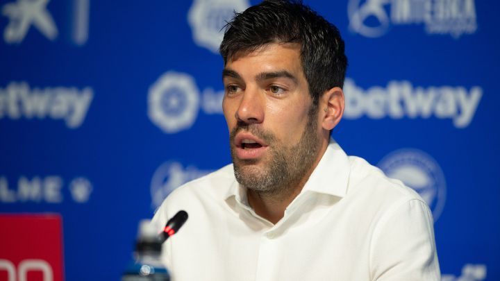 La emotiva despedida de Manu con el Alavés