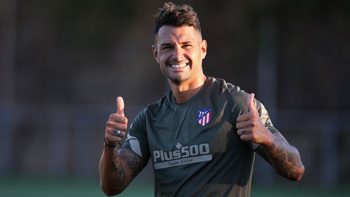 Vitolo, en un entrenamiento del Atlético el verano pasado. Su nombre, uno de los que el club pondrá en el mercado este 2021. Otra vez.