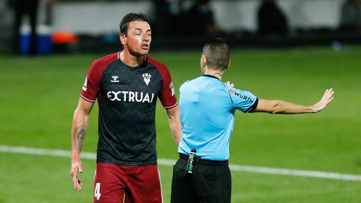 Gorosito: "Creo que la renovación de la plantilla se debería haber realizado la temporada pasada"