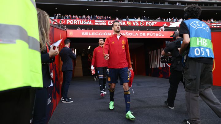 ¿Crees que debe seguir Sergio Busquets en la Selección o se debe llamar a otro jugador?