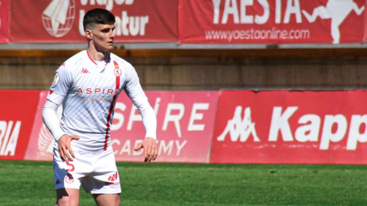 Eric Montes, primer fichaje del Albacete para la próxima temporada