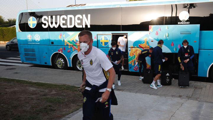 Suecia, que se entrena este domingo bajo el calor de La Cartuja, tenía previsto quedarse dos días tras jugar ante España. Vuelve a Gotemburgo el martes.