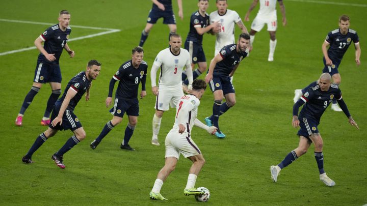 Inglaterra se desinfla