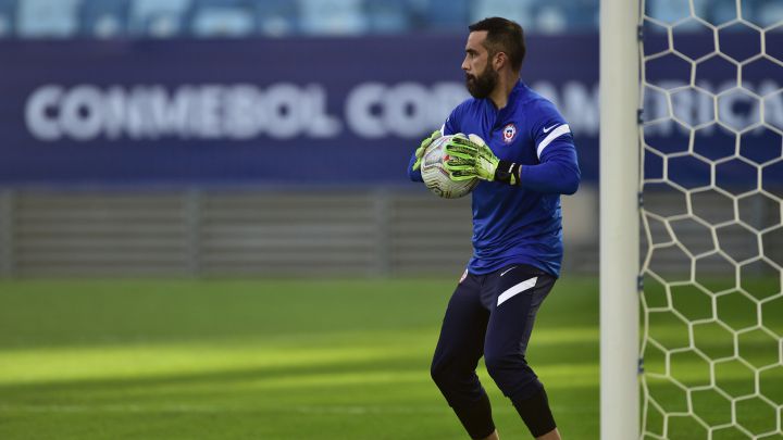 El chileno suma grandes actuaciones en la Copa América para dejar claro que quiere seguir siendo el número 1 en el Betis a pesar del fichaje de otro portero.