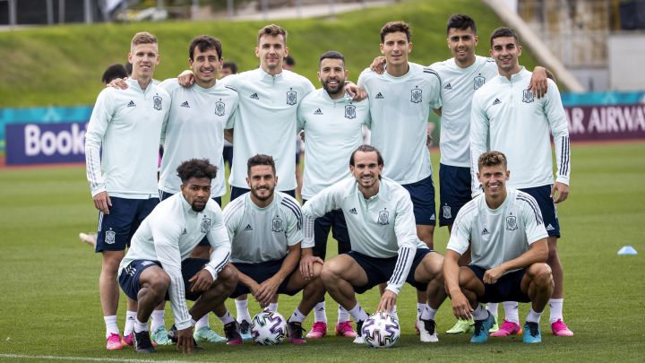 Luis Enrique prueba un once sin Marcos Llorente y con Azpilicueta y trabaja el remate