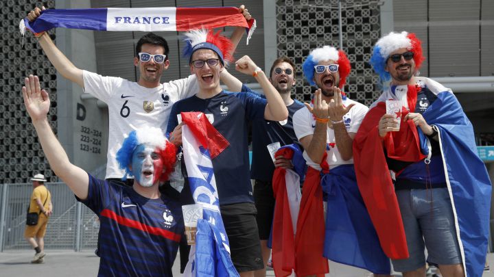 Seis franceses confunden Budapest y Bucarest y se perdieron el Hungría-Francia