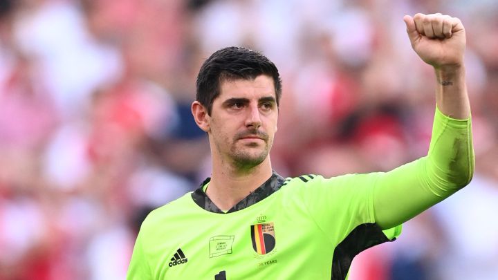 Tengo la impresión de que Eden está cerca de su mejor forma nuevamente, está listo para decidir otro juego. Thibaut Courtois 16:47 Camino mas duro "Ganar con tu país es lo mejor que hay, eso lo he escuchado de colegas como Sergio Ramos", dice Courtois. "Por supuesto que tenemos el camino más difícil, pero vamos a por él. Todos hemos mejorado como futbolistas y hemos ganado experiencia en los partidos que hay que jugar para ganar torneos".
