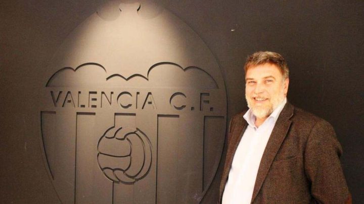 Lim despide al director de la Fundació VCF