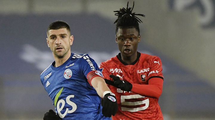 Stefan Mitrovic pone rumbo al Getafe