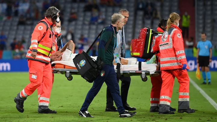 Spinazzola se va llorando