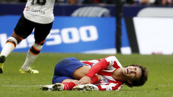 João Félix operado de su tobillo y podrá estar en el inicio liguero.