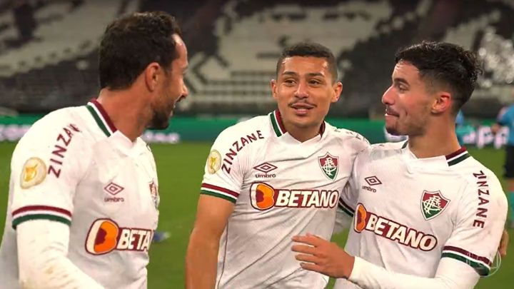 El equipo tricolor se llevó el Clásico con un gol del joven centrocampista André en el tiempo de descuento y cierra así una racha de cuatro fechas sin ganar.