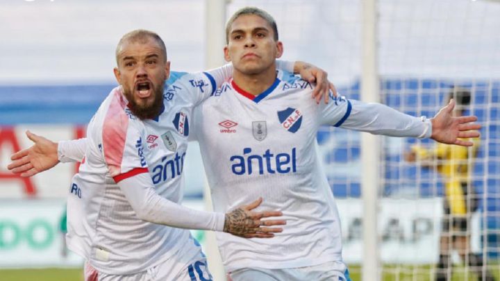 El delantero de 22 años apenas entró en los planes de Tabárez y por ello regresó de inmediato con Nacional para anotar en el duelo frente a Peñarol.