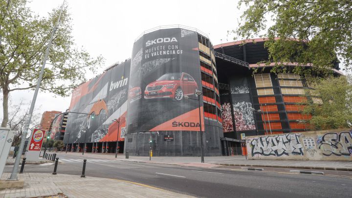 Ayuntamiento y Generalitat exigen a Lim acabar el estadio