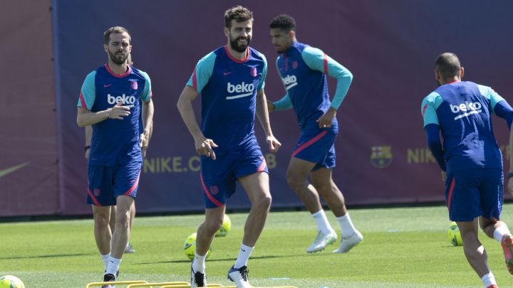 Piqué y Pjanic