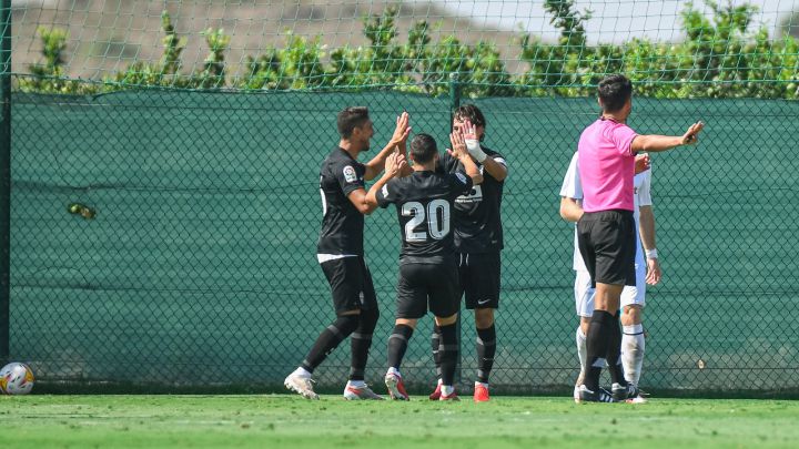 El Elche empieza con un set