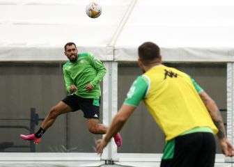 Los delanteros del Betis inician la pretemporada con pólvora