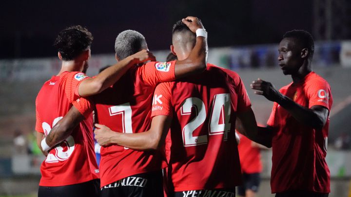 Los jugadores del Mallorca celebran un gol