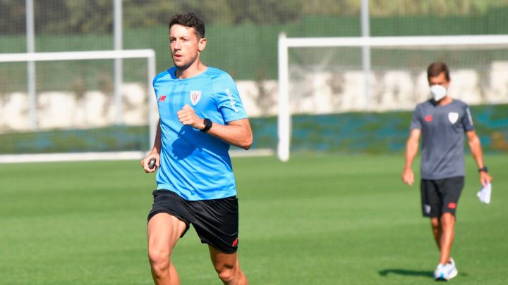 Vesga se entrena en Lezama tras el COVID y viaja a Suiza