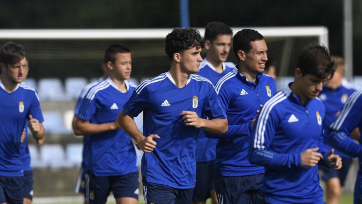 El Oviedo rescinde el contrato
de Steven Prieto
