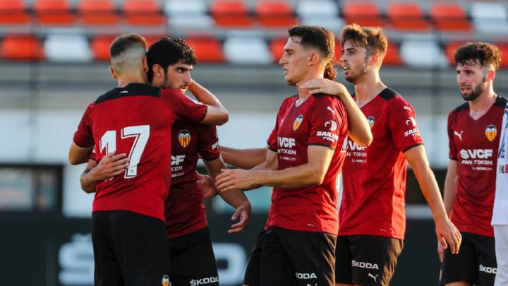 Guedes se deja querer con un gol