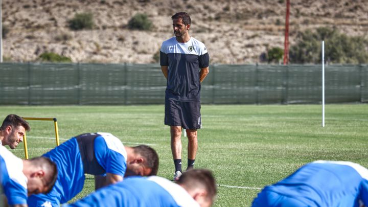 Mora toma el mando en Fontcalent