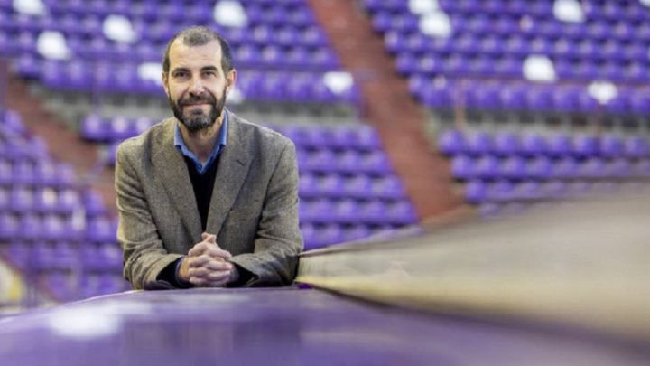 Espinar critica la decisión de la Junta de no adelantar la vacunación de los futbolistas