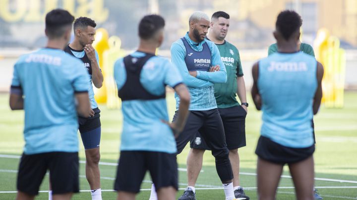 El Covid-19 y la vacuna golpean al Villarreal