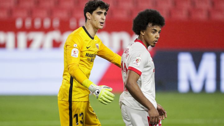 El Chelsea busca fórmulas
para llevarse a Jules Koundé