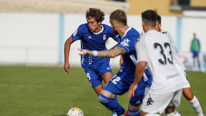 El Lugo se lleva el Emma Cuervo frente al Oviedo en los penaltis
